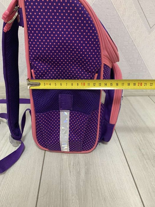 Продам портфель для дівчинки