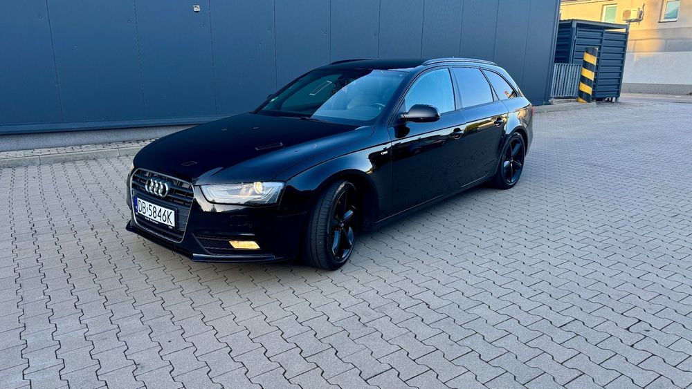 Audi A4 Avant Audi A4B8 CGLC 177km zadbana książka serwisowa udokumentowany przebieg