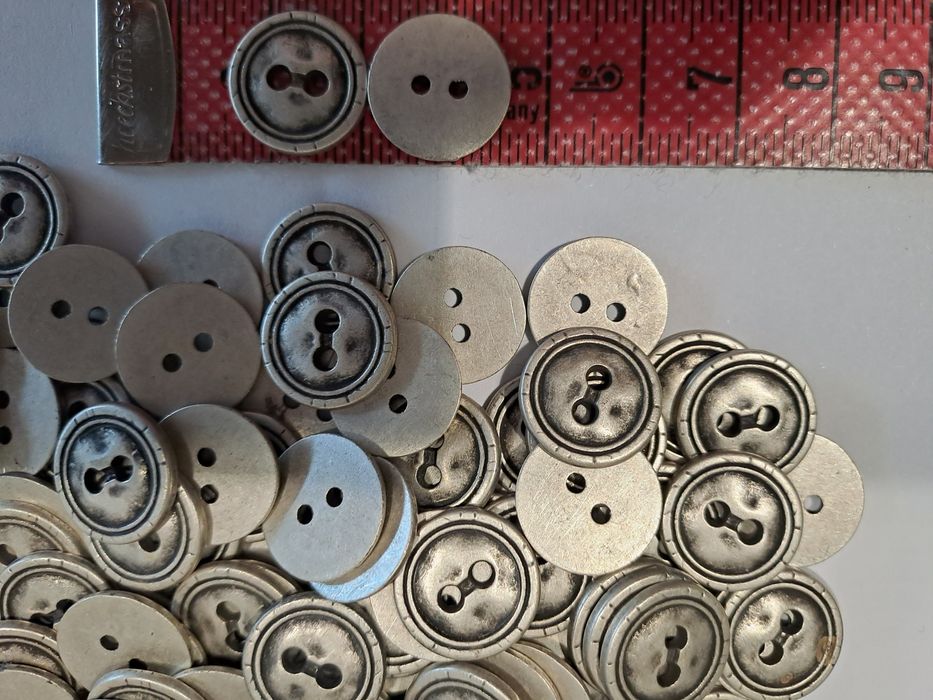 Guziczki metalowe, 100 szt