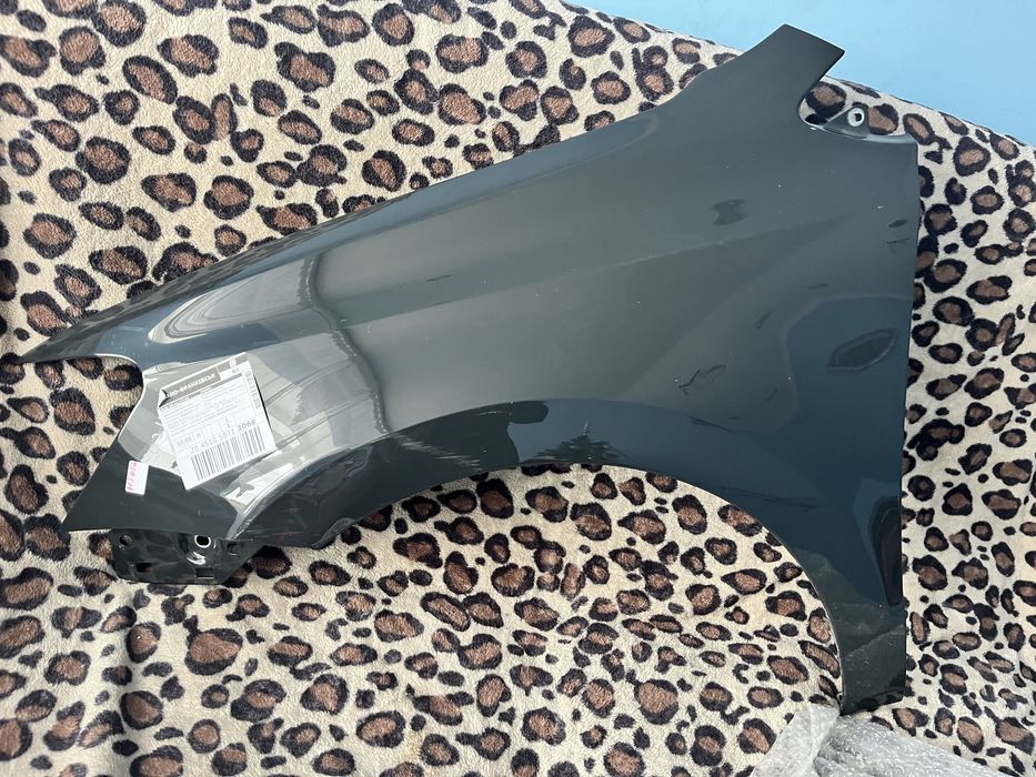 Продаж ліве крило до авто  wolkwagen polo 5 2011 рік