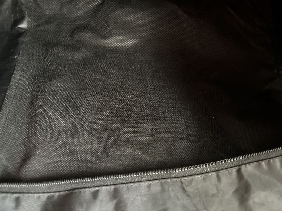 Портленд James Barry,  сумка для костюма, Англія