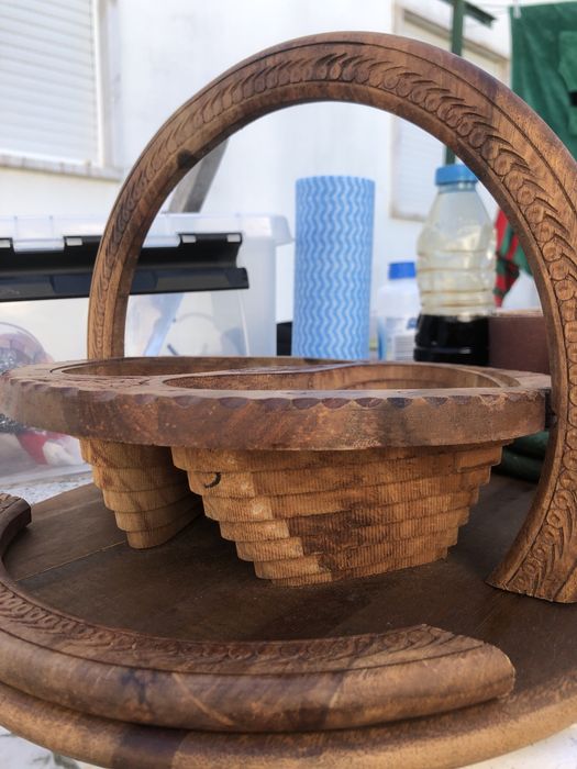 Cesta rebativel de madeira