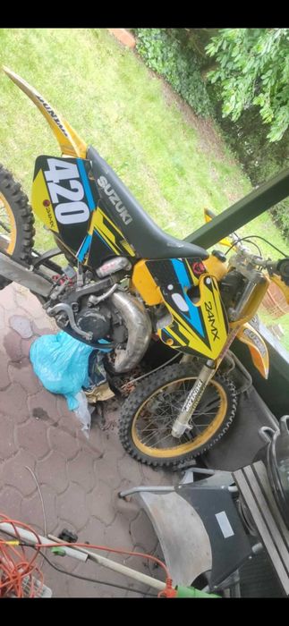 Suzuki rm 125 98r