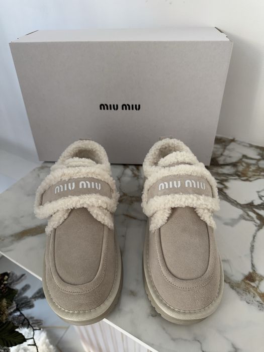 Ugg lux brand miu miu натуральний замш хутро є відеоогляд