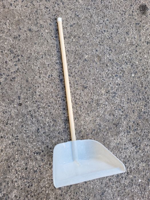 Lote 24 pás com cabo