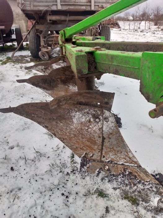 Плуг бомет 3 30 стан чудовий