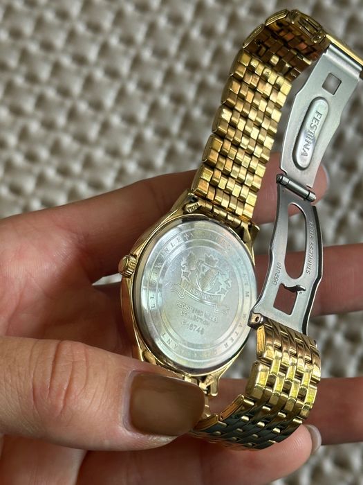 Relógio Festina Dourado