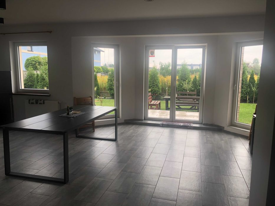 NIEZAPOMINAJEK 7 - Pokoje Gościnne w Legnicy