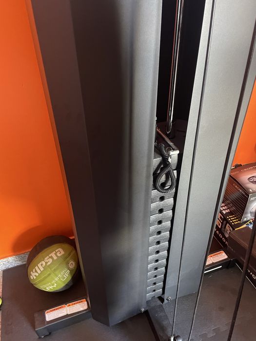 Máquina de Musculação Multifuncional Adidas – Como Nova!