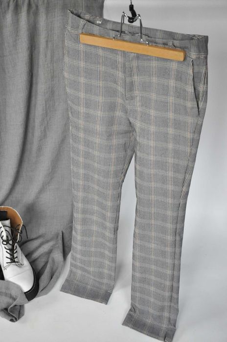 Spodnie cygaretki Stradivarius r. 38