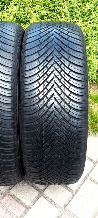 205/55 R16 VREDESTEIN Всесезон Пара 22й рік 6,5мм Резина Гума 205 55 16 Шини
Дві шин