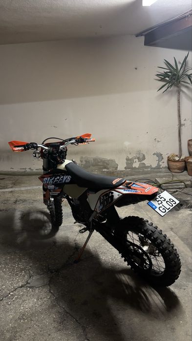 Ktm exc 250 six days