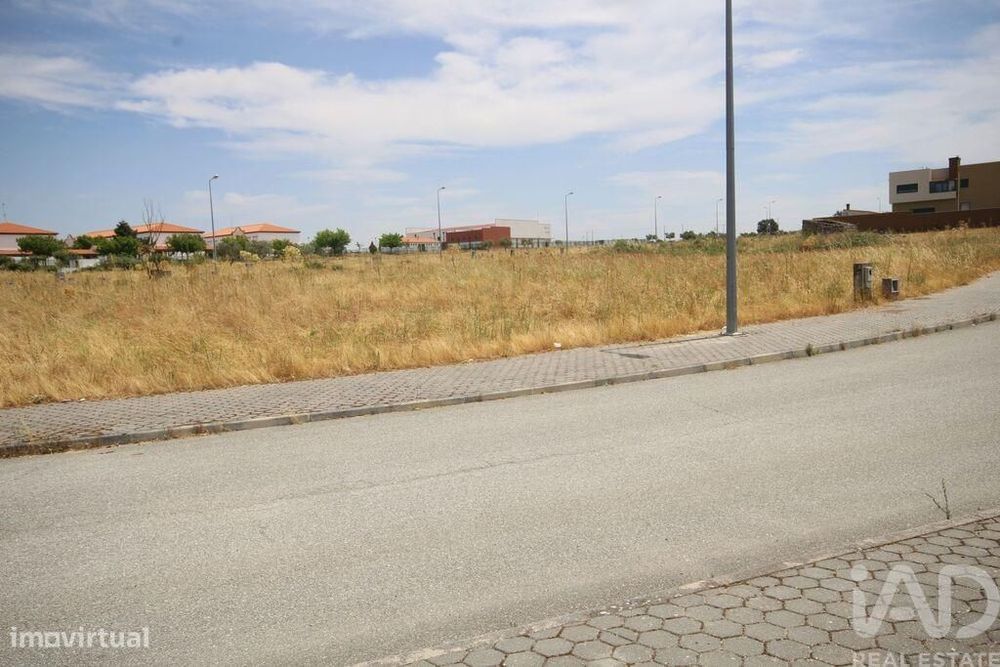 Terreno em Almeida de 550,00 m2