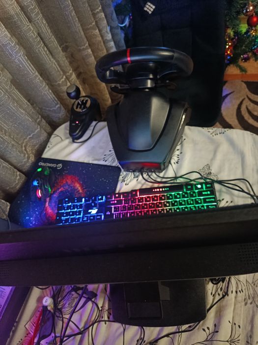 Продам игровой руль tracer