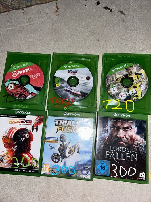 Игры на xbox one  цена за все диски 2500 а так по отдельности!!