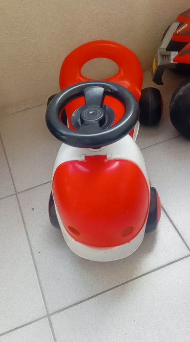 Moto elétrica infantil