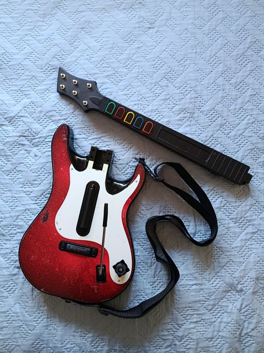Guitarra Guitar Hero / Band Hero PS2 PS3 Wireless - Red Sparkle