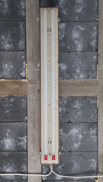 22 sztuki Lampy jarzeniowki do garażu warsztatu kurnika 120cm