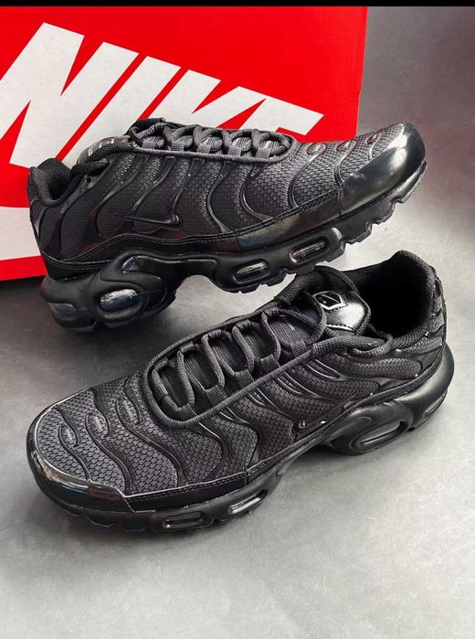 Butymęskie_Nike_Air_Max_TN_Plus_Black Glany R.39