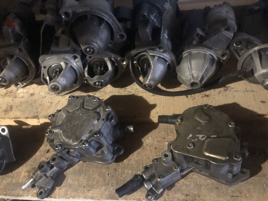 Вакумний насос Шкода пассат б5 Октавія, Гольф 4, Толедо, Ауді А3