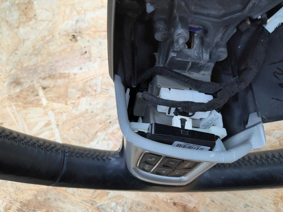 Kierownica Dodge Caravan 11-19r RT grzana