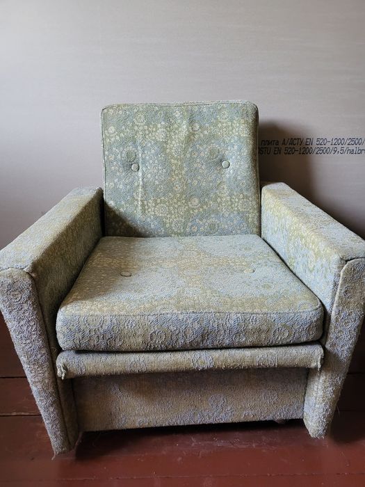 Кресла бувші у використанні