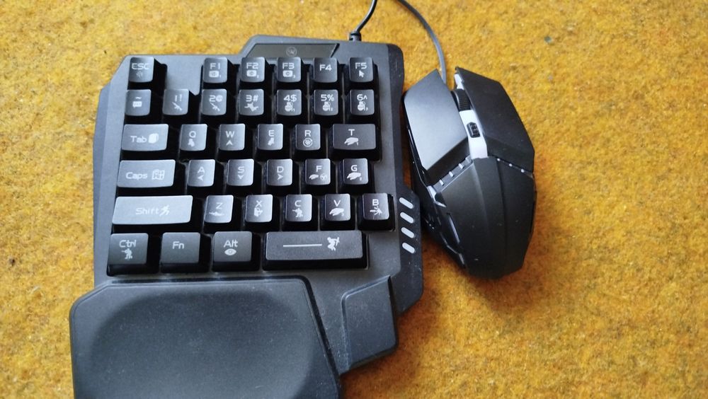 Клавиатура+мышь для телефона