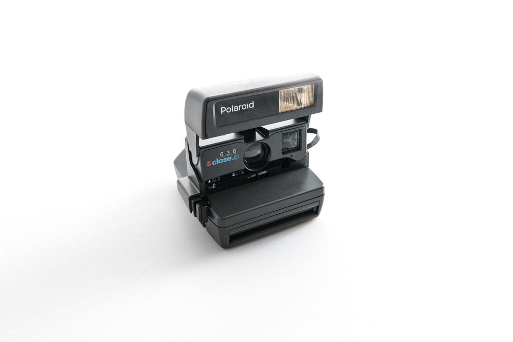 Aparat natychmiastowy Polaroid 636 Closeup