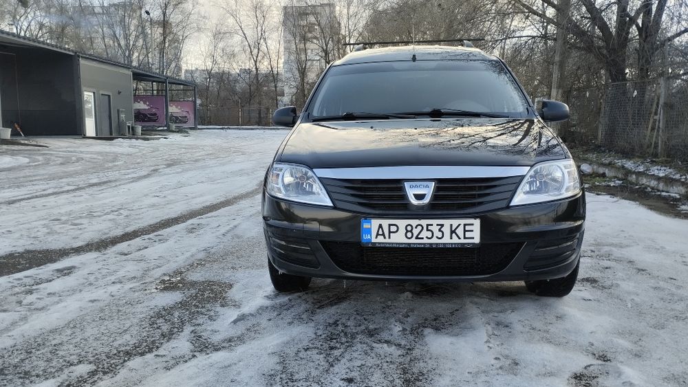 Дача логан мсв семьи мест