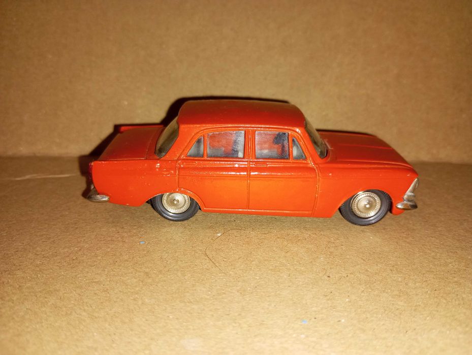 Машинка игрушечная Москвич 412 А2