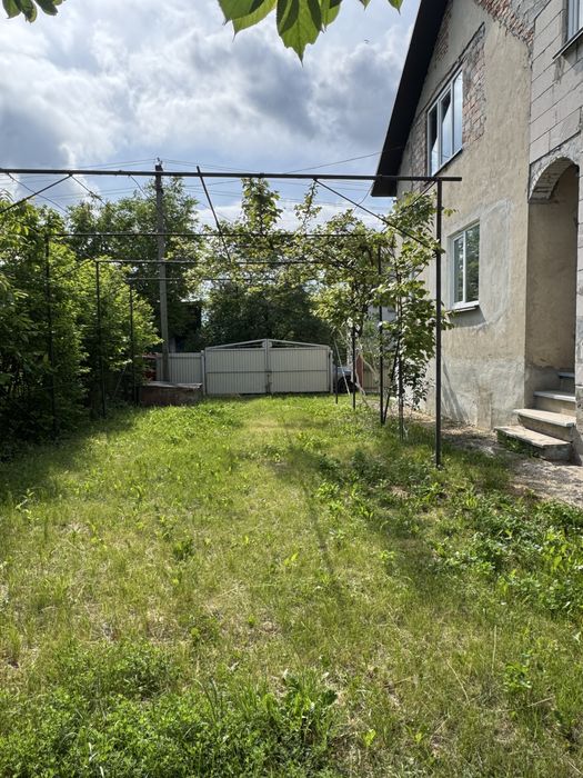 Продаж будинку  біля м.Тернопіль