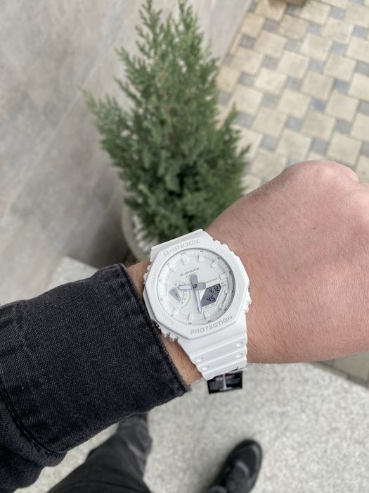 Оригінальні Casio G-Shock GA-2100. Часи Casio