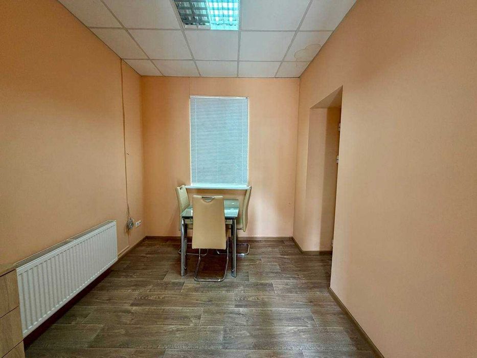 Продам комерційне приміщення. Вул. Біла, 16