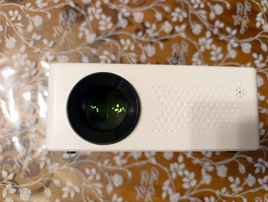 Проектор purshe HI-01 Bluetooth