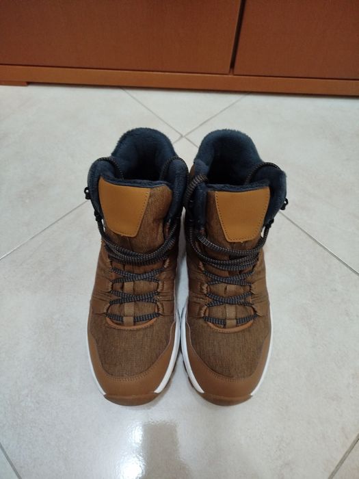 Botas Quechua.        .425520522887188482