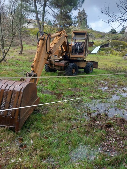 Giratória ideal para estaleiro.