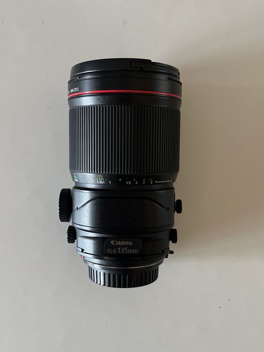 Objetiva Canon TS-E 135mm f/4L MACRO