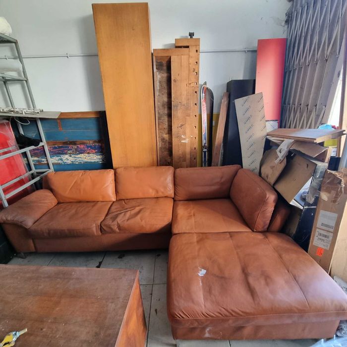 Sofá chaise longue Dinamarquês, couro castanho claro. Hjort Knudsen,