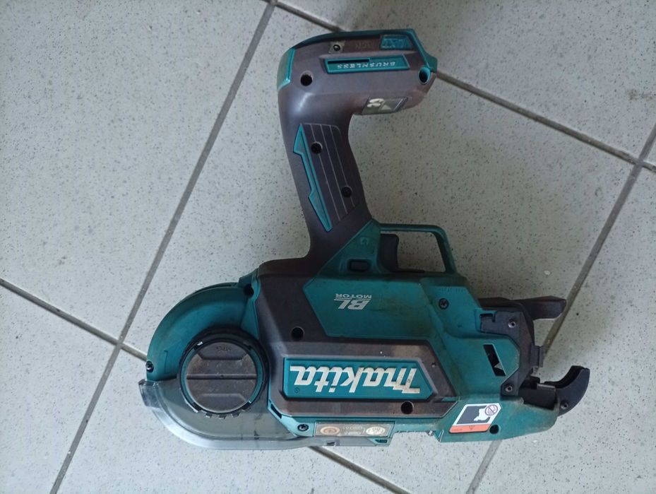 Máquina de atar ferro