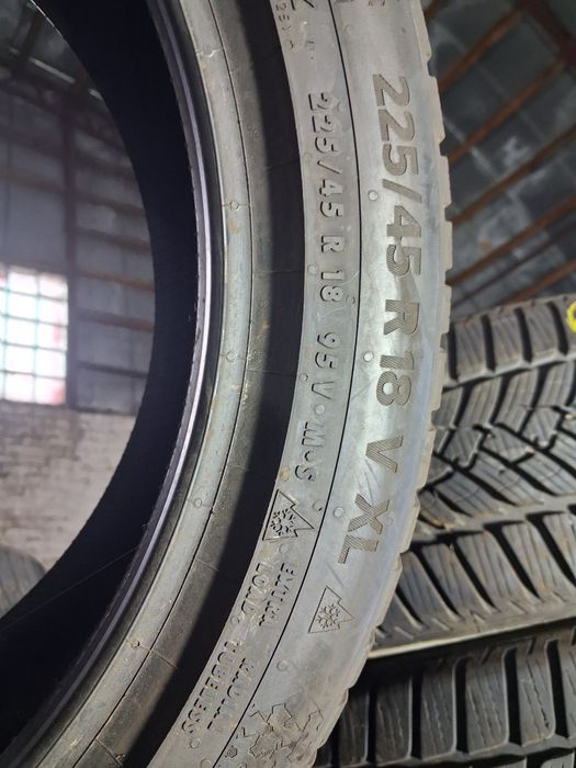 225/45 R18 Continental Winter Contact TS 870p шини зима