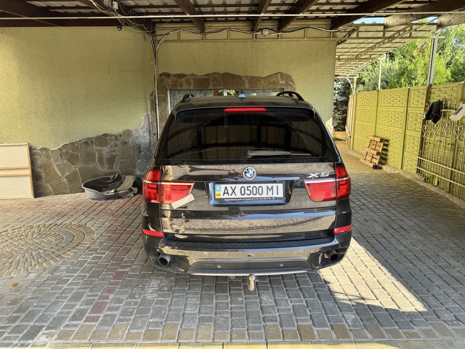 BMW X5 X DRIVE БМВ Х5 2011 пробег нового дв. 64.000км