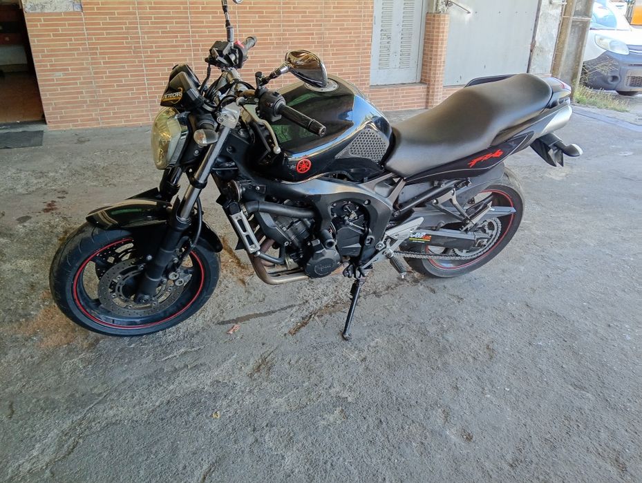 Yamaha Fz6 s2  .