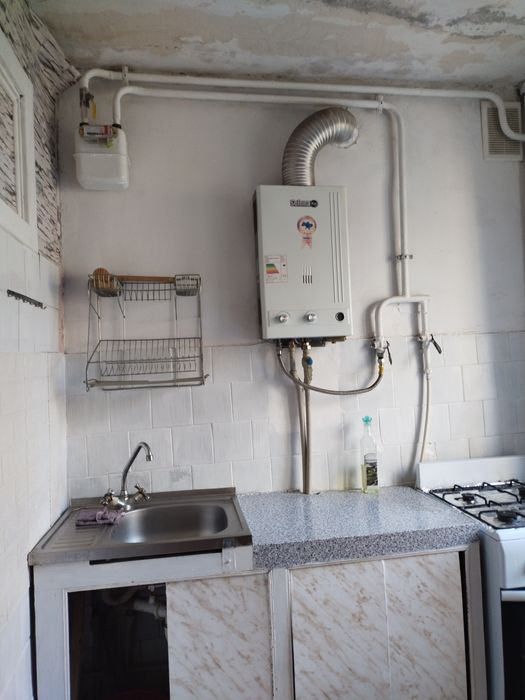 Сдаётся 2х комнатная квартира площадь Победы