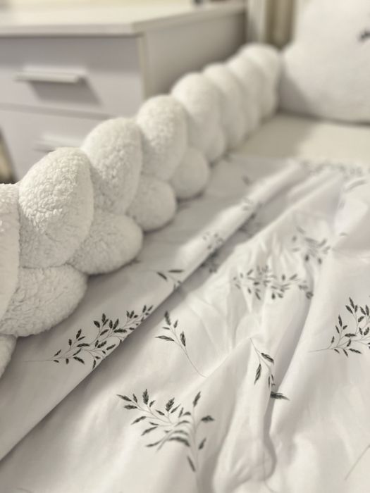 Комплект в ліжечко, плед, бортики, хмаринка