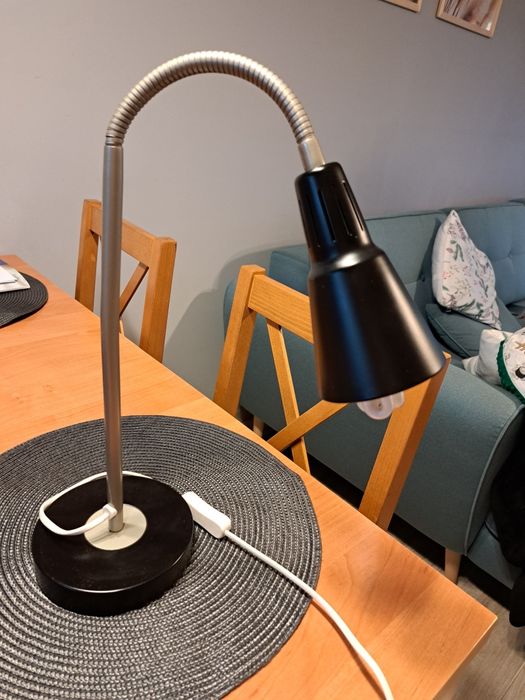 Lampka biurowa Ikea Kvart srebrna, granatowa