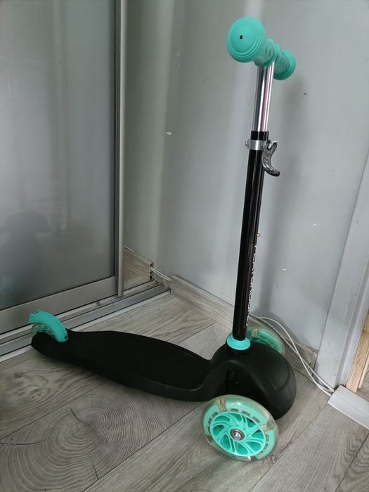 Hulajnoga playground LED