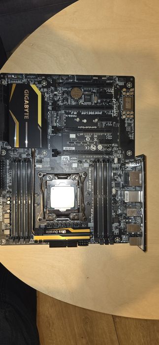 Płyta główna x-99 ud4 gigabyte