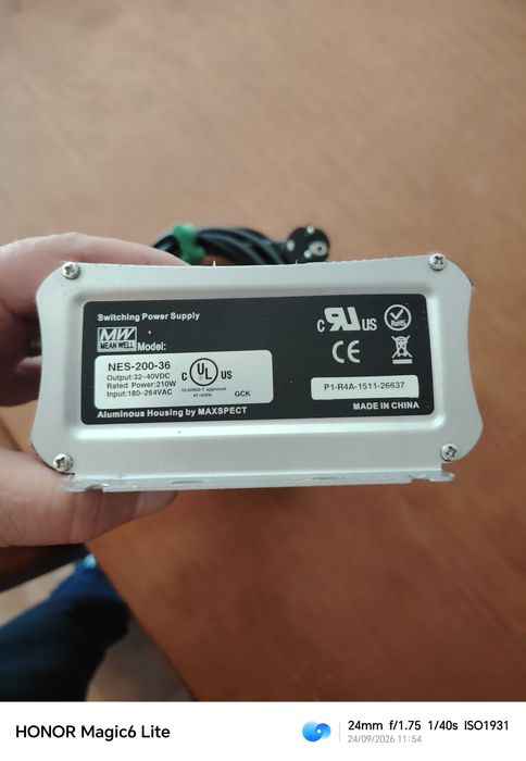 Calha de leds aquário água salgada