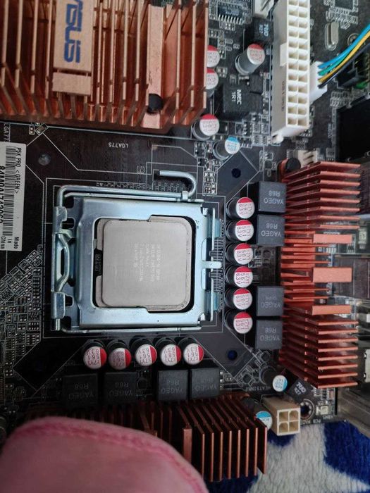 продам комплект asus p5k pro, e8500, 2gb