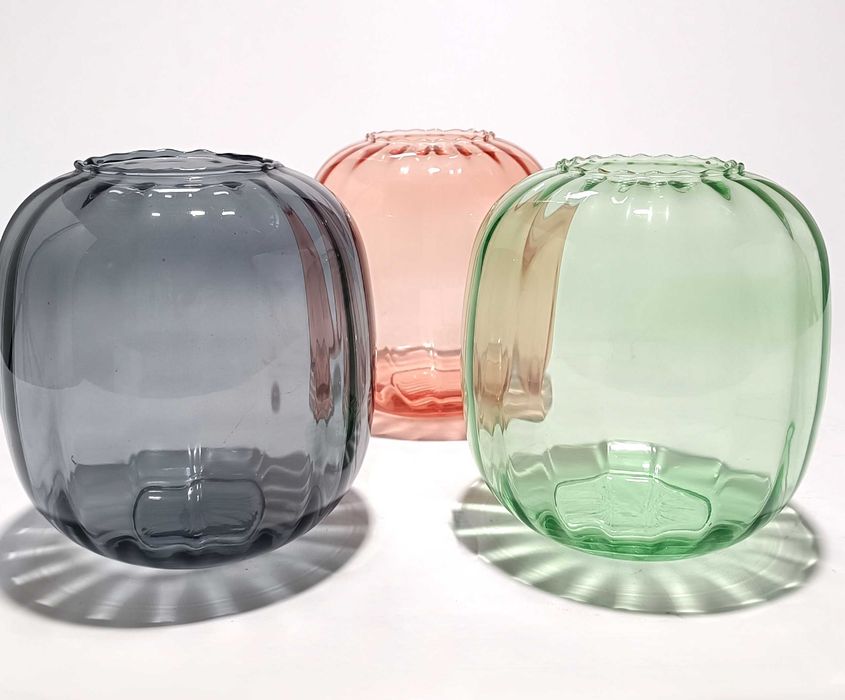 Jarras em vidro três cores